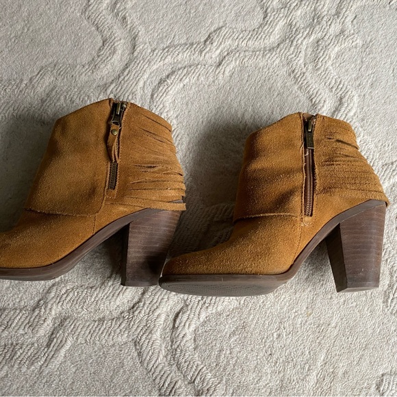 Jessica Simpson Cerrina Ankle Boots - Picture 10 of 13